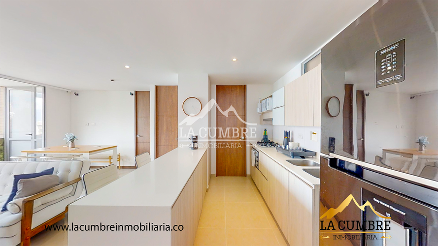Apartamento de 1 alcoba en arriendo en Loma De Los Gonzalez, Medellín, 70 m² · foto 3 de 12