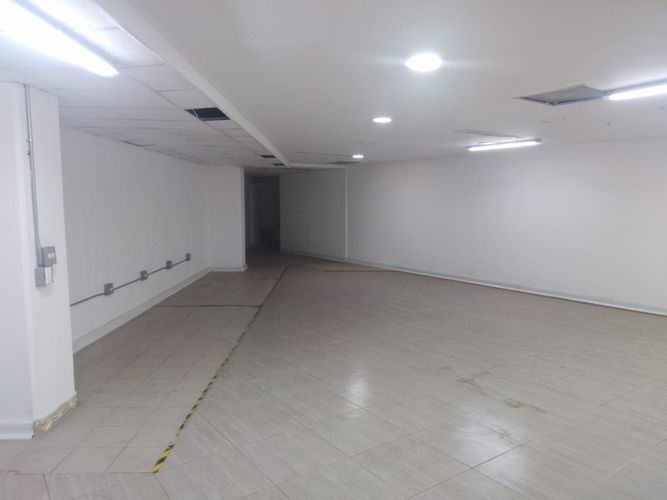 Local en arriendo en La Mota, Medellín, 326 m² · foto 5 de 15