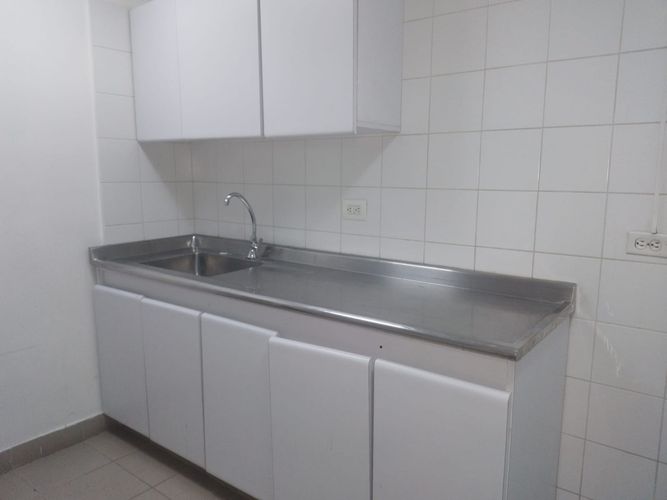 Local en arriendo en La Mota, Medellín, 326 m² · foto 8 de 15
