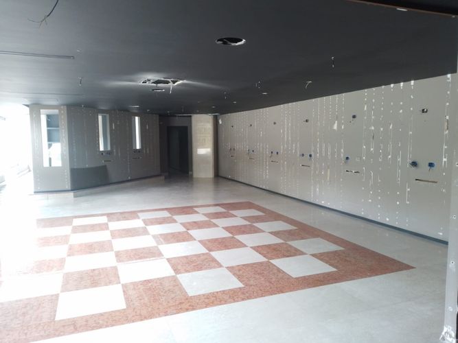 Local en venta en La Mota, Medellín, 326 m² · foto 2 de 15