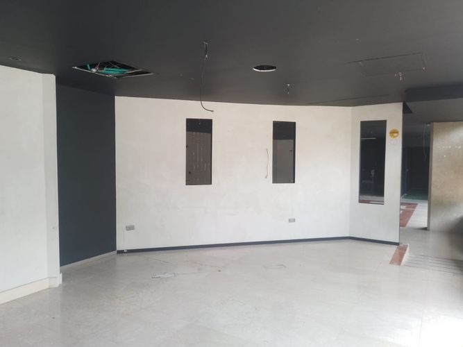 Local en venta en La Mota, Medellín, 326 m² · foto 3 de 15