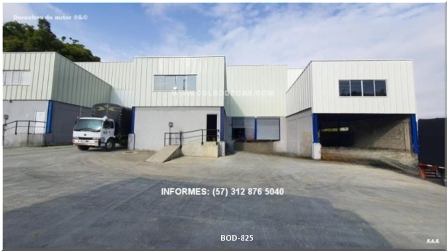 Bodega en venta en Tribunas Corcega, Pereira, 640 m² · foto 5 de 21