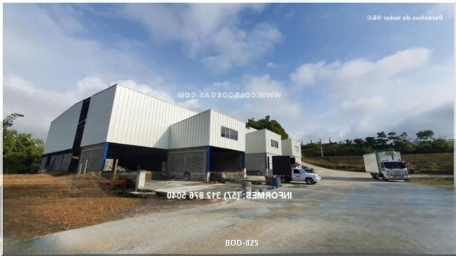 Bodega en venta en Tribunas Corcega, Pereira, 640 m² · foto 13 de 21