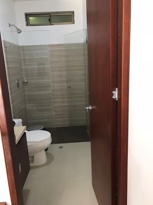 Apartamento de 2 alcobas en venta en Girardot, Ricaurte, 92 m² · foto 2 de 23
