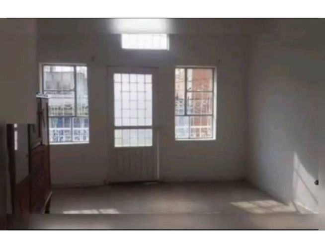 Casa de 9 alcobas en venta en San Alonso, Bucaramanga, 297 m² · foto 4 de 19