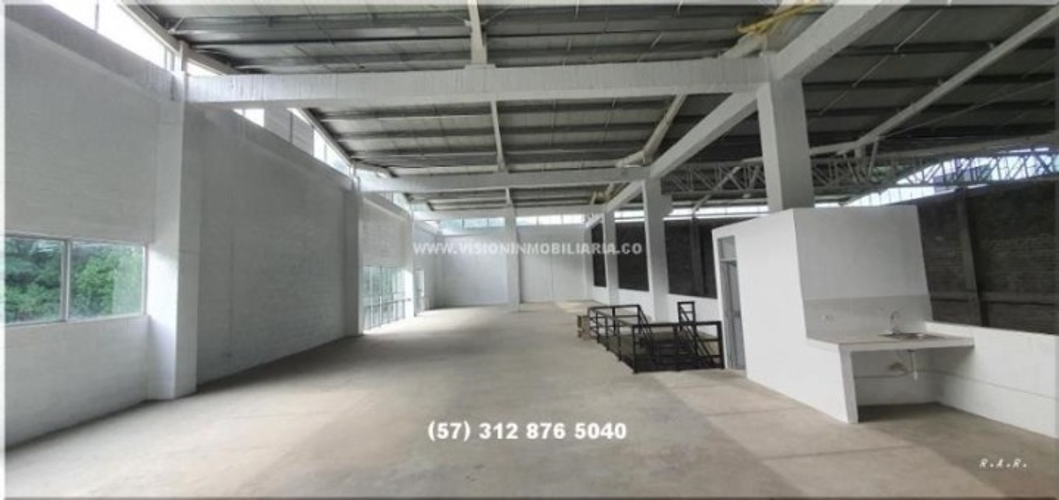 Bodega en venta en Ub. Filo Bonito, Dosquebradas, 2000 m² · foto 7 de 24