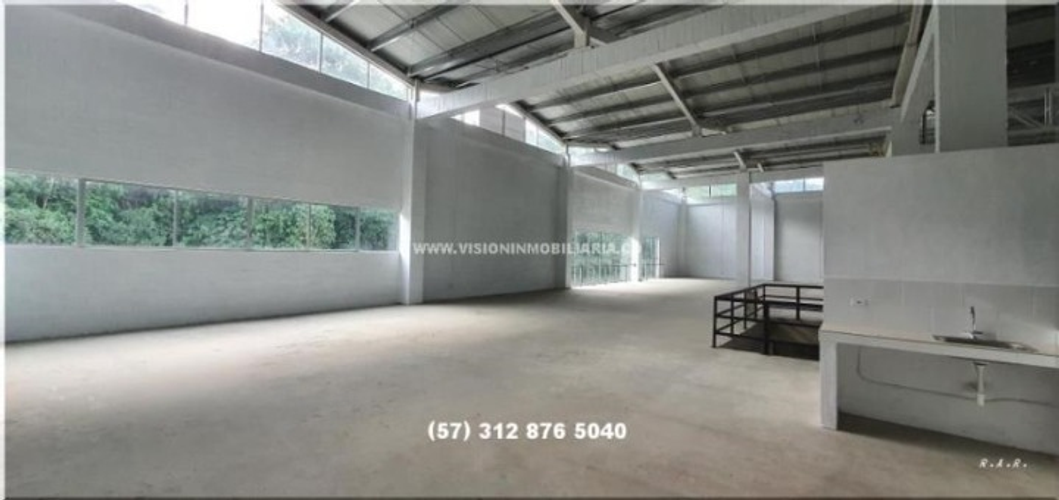 Bodega en venta en Ub. Filo Bonito, Dosquebradas, 2000 m² · foto 11 de 24