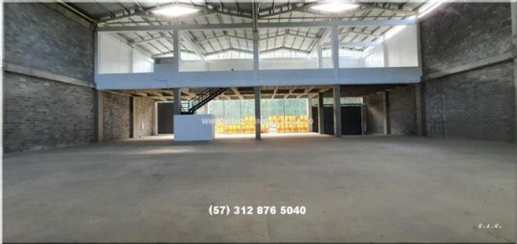 Bodega en venta en Ub. Filo Bonito, Dosquebradas, 2000 m² · foto 18 de 24