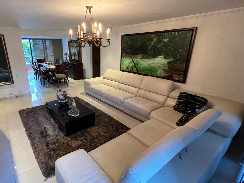 Apartamento en arriendo en El Tesoro, Medellín · foto 2 de 20