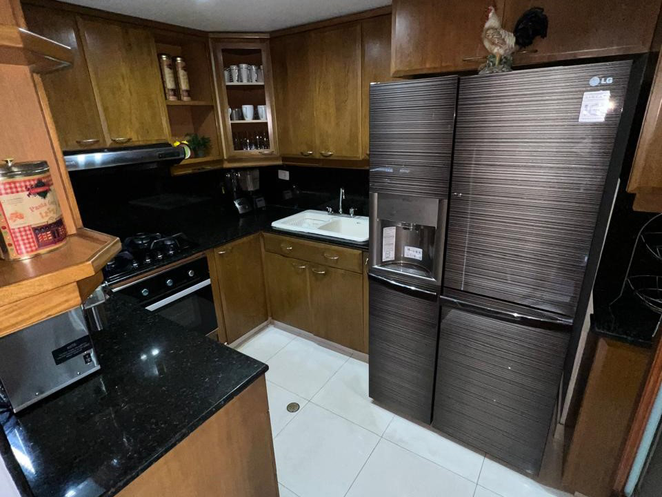 Apartamento en arriendo en El Tesoro, Medellín · foto 3 de 20