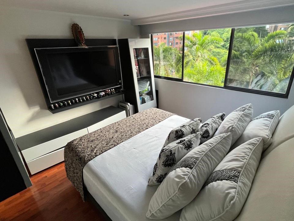 Apartamento en arriendo en El Tesoro, Medellín · foto 13 de 20