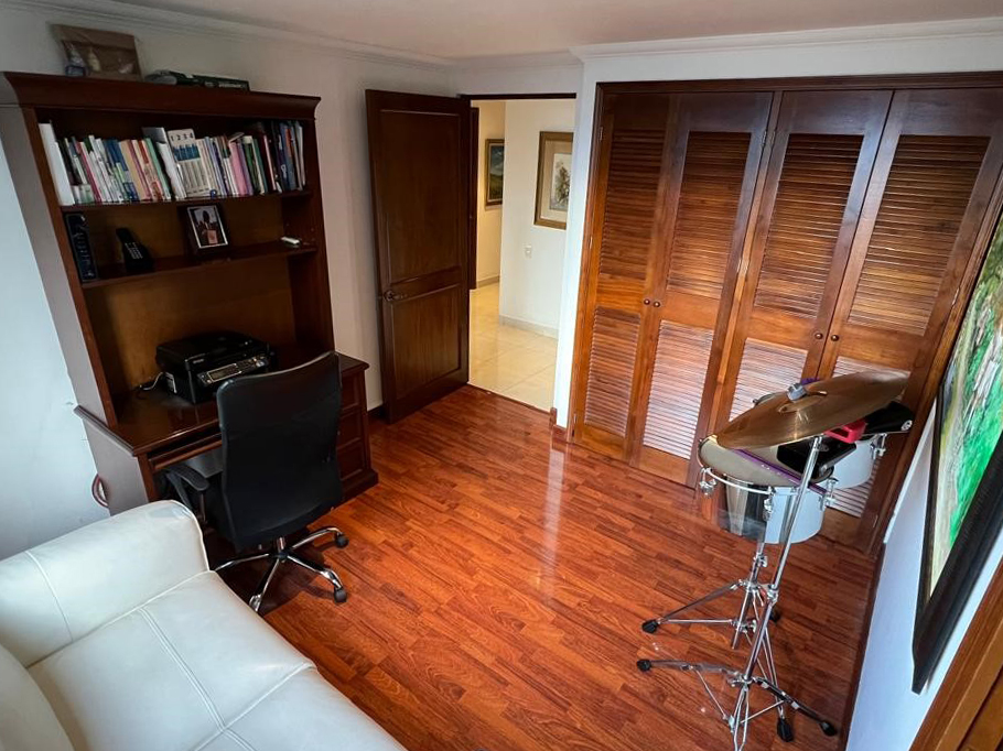 Apartamento en arriendo en El Tesoro, Medellín · foto 15 de 20