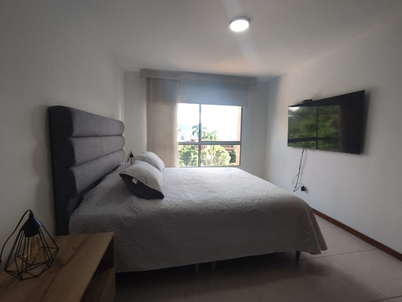 Apartamento en arriendo en Castropol, Medellín · foto 4 de 17