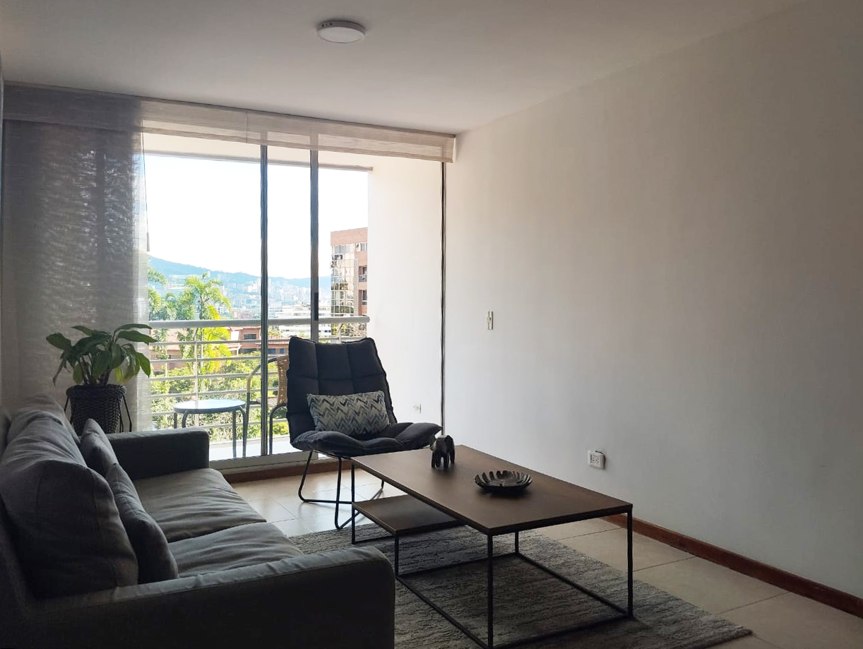 Apartamento en arriendo en Castropol, Medellín · foto 10 de 17