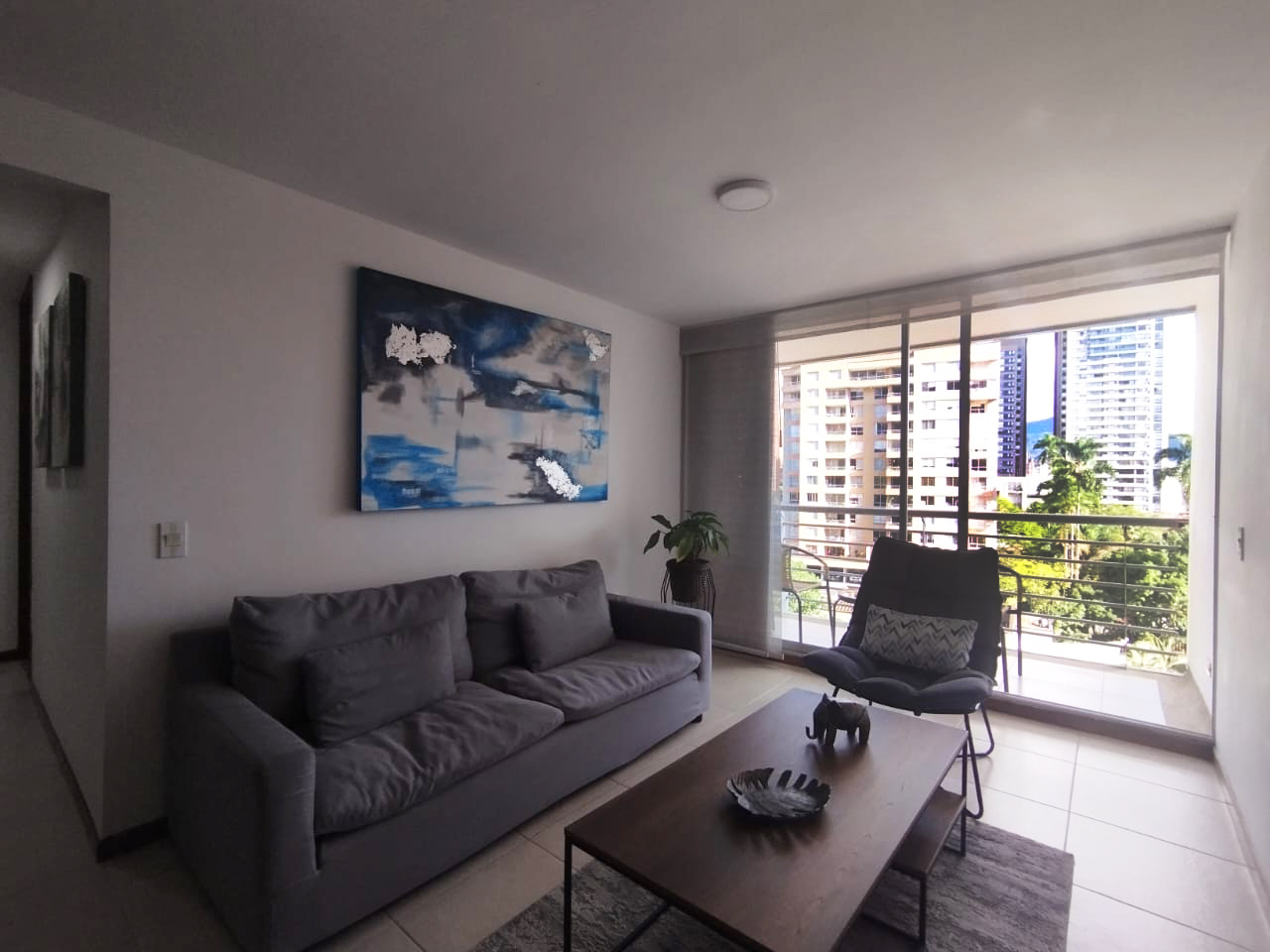 Apartamento en arriendo en Castropol, Medellín · foto 11 de 17