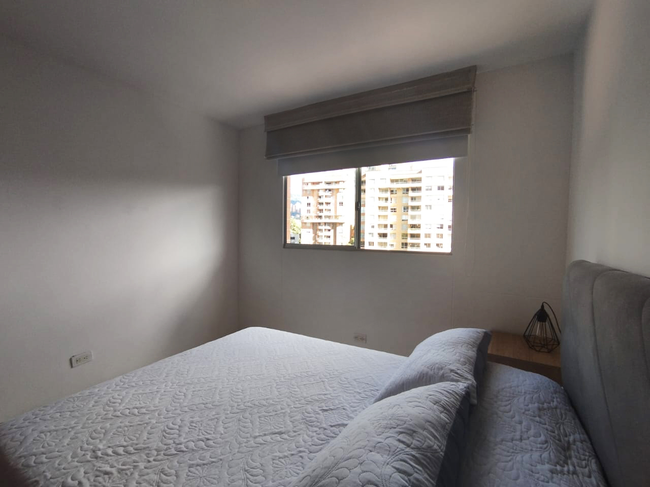 Apartamento en arriendo en Castropol, Medellín · foto 15 de 17