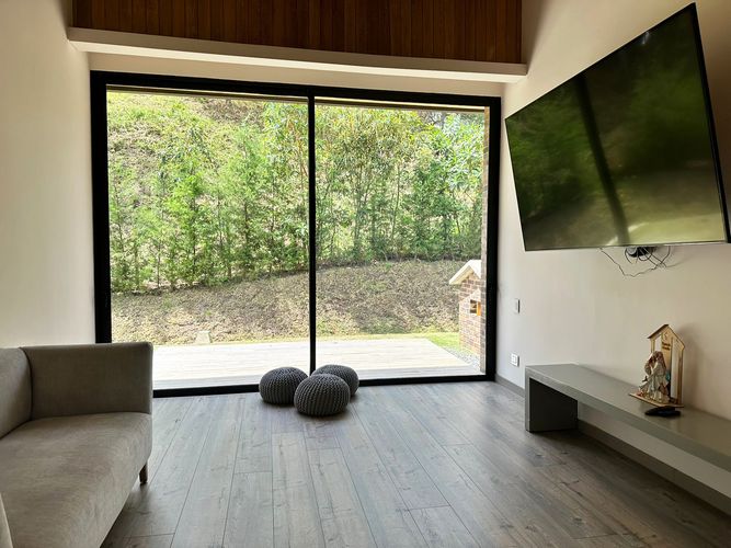 Casa de 3 alcobas en venta en Loma Del Escobero, Envigado, 640 m² · foto 16 de 17