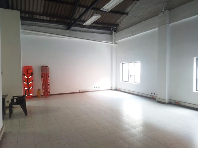 Bodega en arriendo en Colombia, Medellín, 434 m² · foto 10 de 18