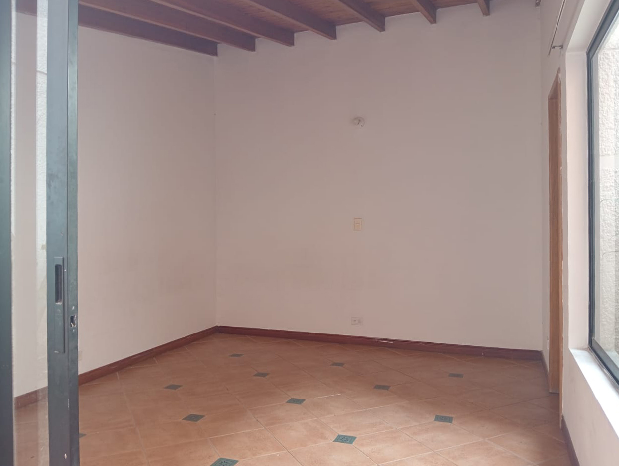 Apartamento en arriendo en Laureles, Medellín · foto 8 de 19