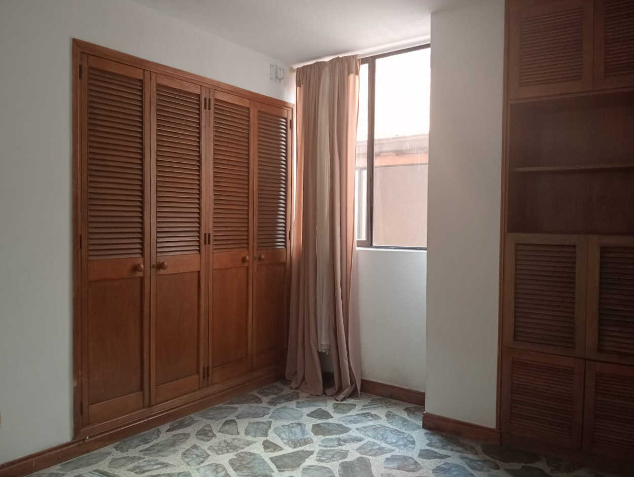 Apartamento en arriendo en Laureles, Medellín · foto 13 de 19