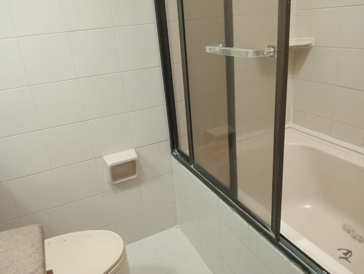 Apartamento en arriendo en Laureles, Medellín · foto 17 de 19
