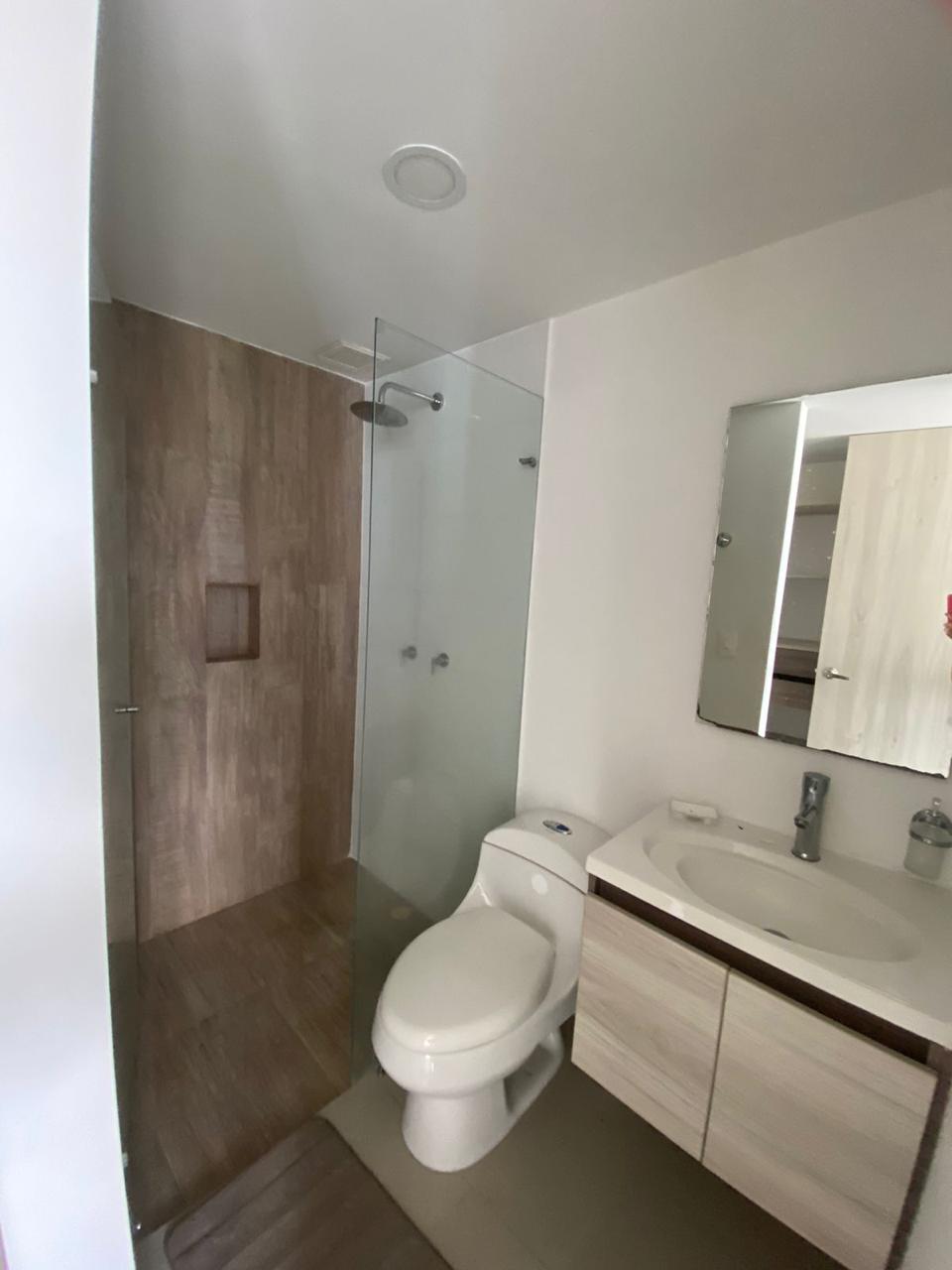 Apartamento en venta en Pinares, Pereira · foto 7 de 13