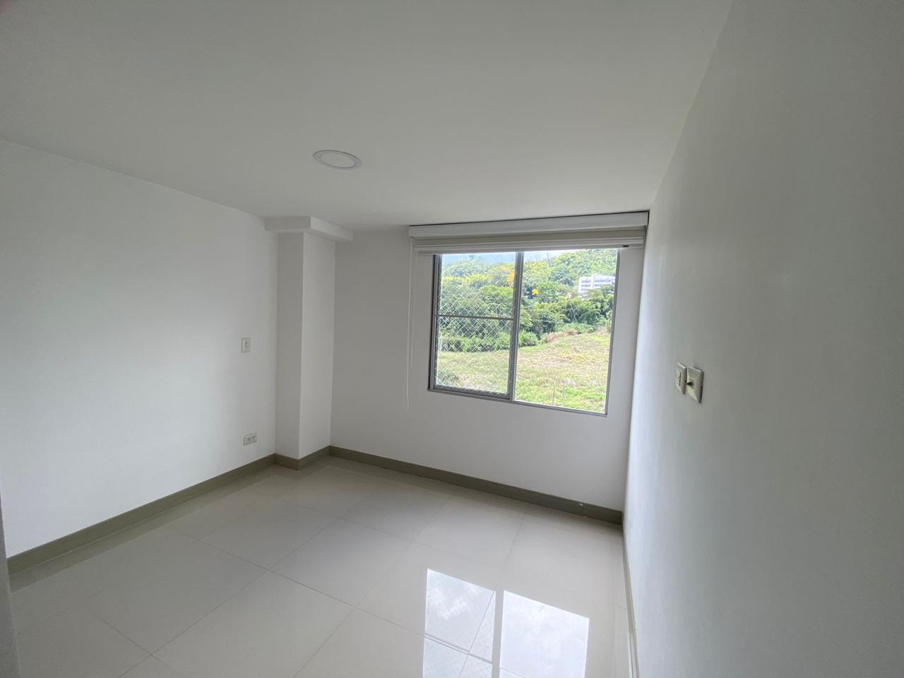 Apartamento en venta en Pinares, Pereira · foto 10 de 13