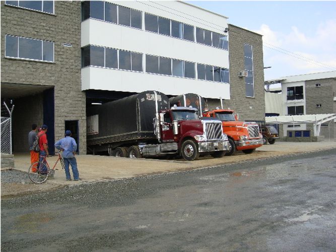 Bodega en arriendo en Arroyohondo, Yumbo, 3510 m² · foto 8 de 24