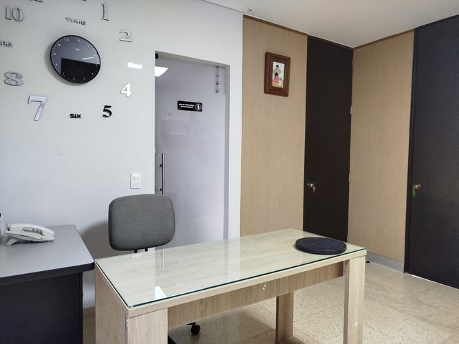 Oficina en arriendo en La Florida, Medellín, 72 m² · foto 5 de 17