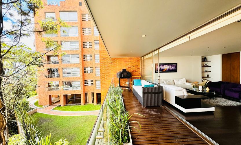 Apartamento en venta en El Retiro, Bogotá · foto 3 de 16