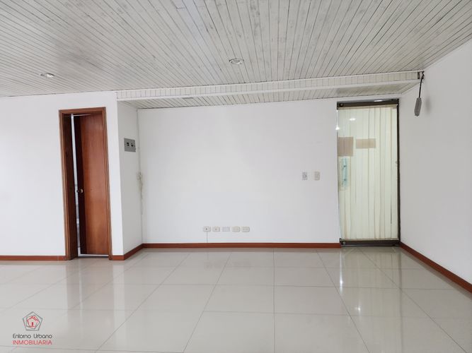 Oficina en venta en Tunja, Tunja, 54 m² · foto 2 de 10