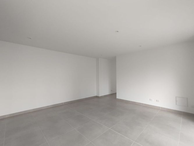 Apartamento de 2 alcobas en arriendo en Castropol, Medellín, 88 m² · foto 4 de 16