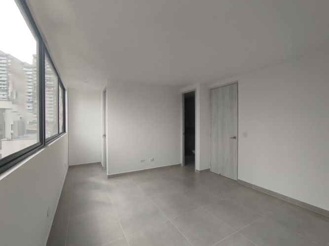 Apartamento de 2 alcobas en arriendo en Castropol, Medellín, 88 m² · foto 8 de 16