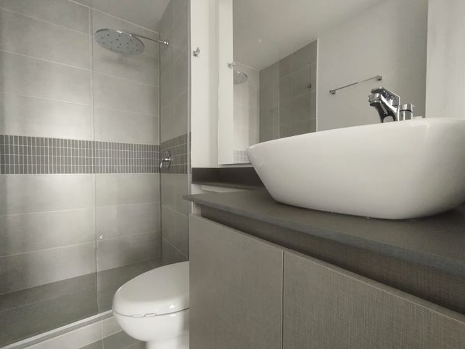 Apartamento de 2 alcobas en arriendo en Castropol, Medellín, 88 m² · foto 13 de 16