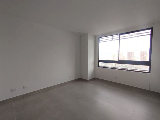 Apartamento de 2 alcobas en arriendo en Castropol, Medellín, 88 m² · foto 14 de 16