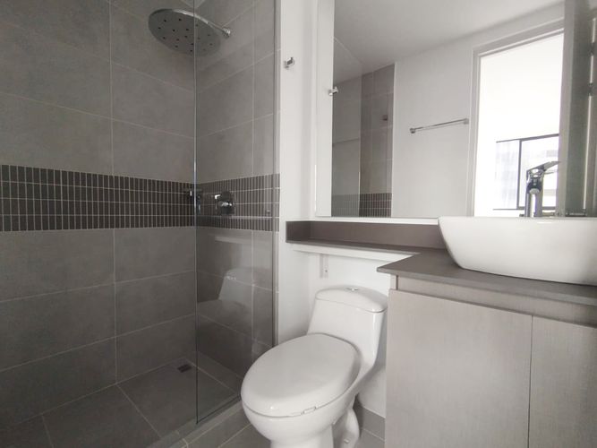 Apartamento de 2 alcobas en arriendo en Castropol, Medellín, 88 m² · foto 16 de 16