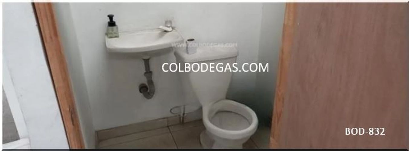 Bodega en venta en Otun, Dosquebradas, 740 m² · foto 5 de 9