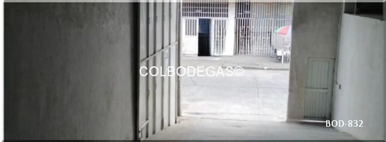 Bodega en venta en Otun, Dosquebradas, 740 m² · foto 6 de 9