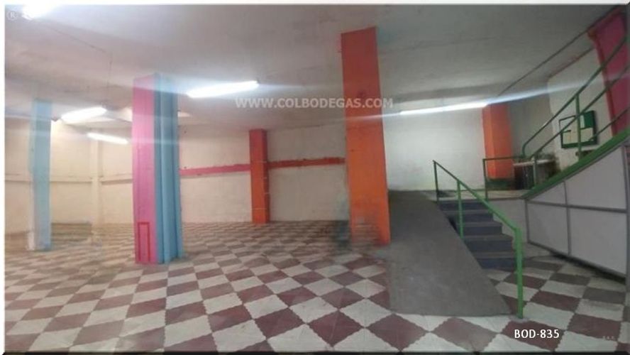 Bodega en venta en Sector Lago Uribe, Pereira, 600 m² · foto 10 de 23