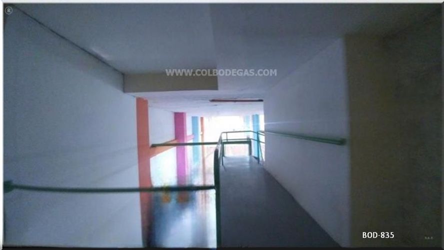 Bodega en venta en Sector Lago Uribe, Pereira, 600 m² · foto 14 de 23