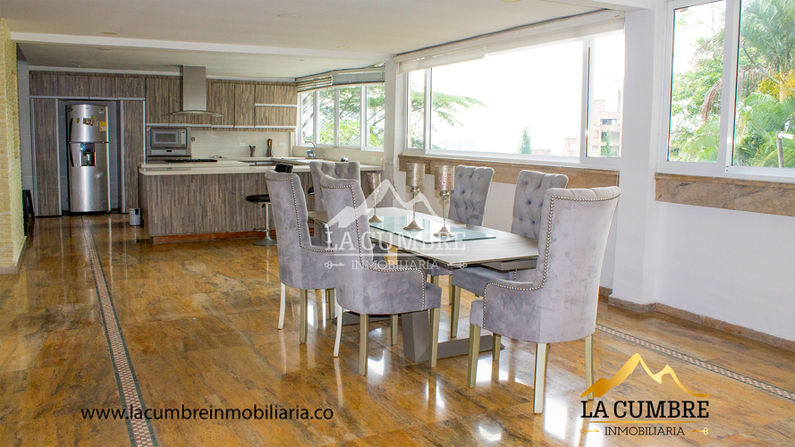 Casa de 3 alcobas en venta en Altos Del Poblado, Medellín, 570 m² · foto 6 de 23