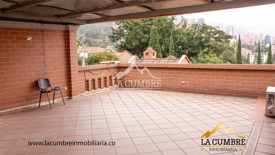 Casa de 3 alcobas en venta en Altos Del Poblado, Medellín, 570 m² · foto 20 de 23
