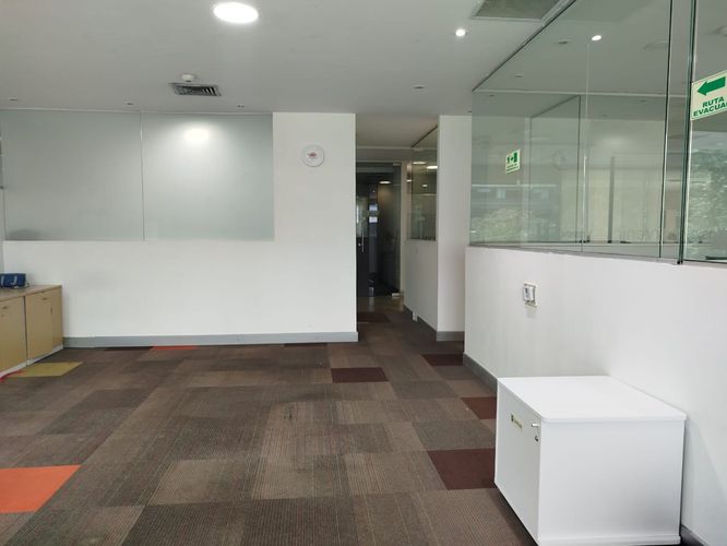 Oficina en arriendo en Milla De Oro, Medellín, 310 m² · foto 3 de 18