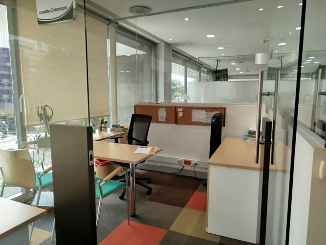Oficina en arriendo en Milla De Oro, Medellín, 310 m² · foto 13 de 18
