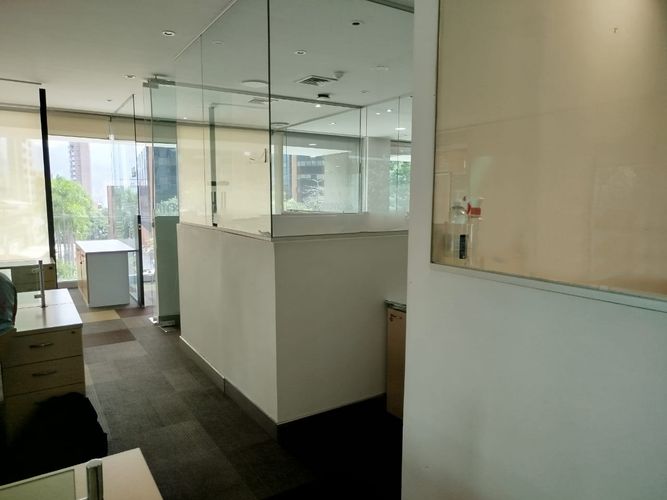 Oficina en arriendo en Milla De Oro, Medellín, 310 m² · foto 15 de 18