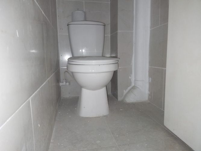 Bodega en arriendo en Cristo Rey, Medellín, 220 m² · foto 10 de 16