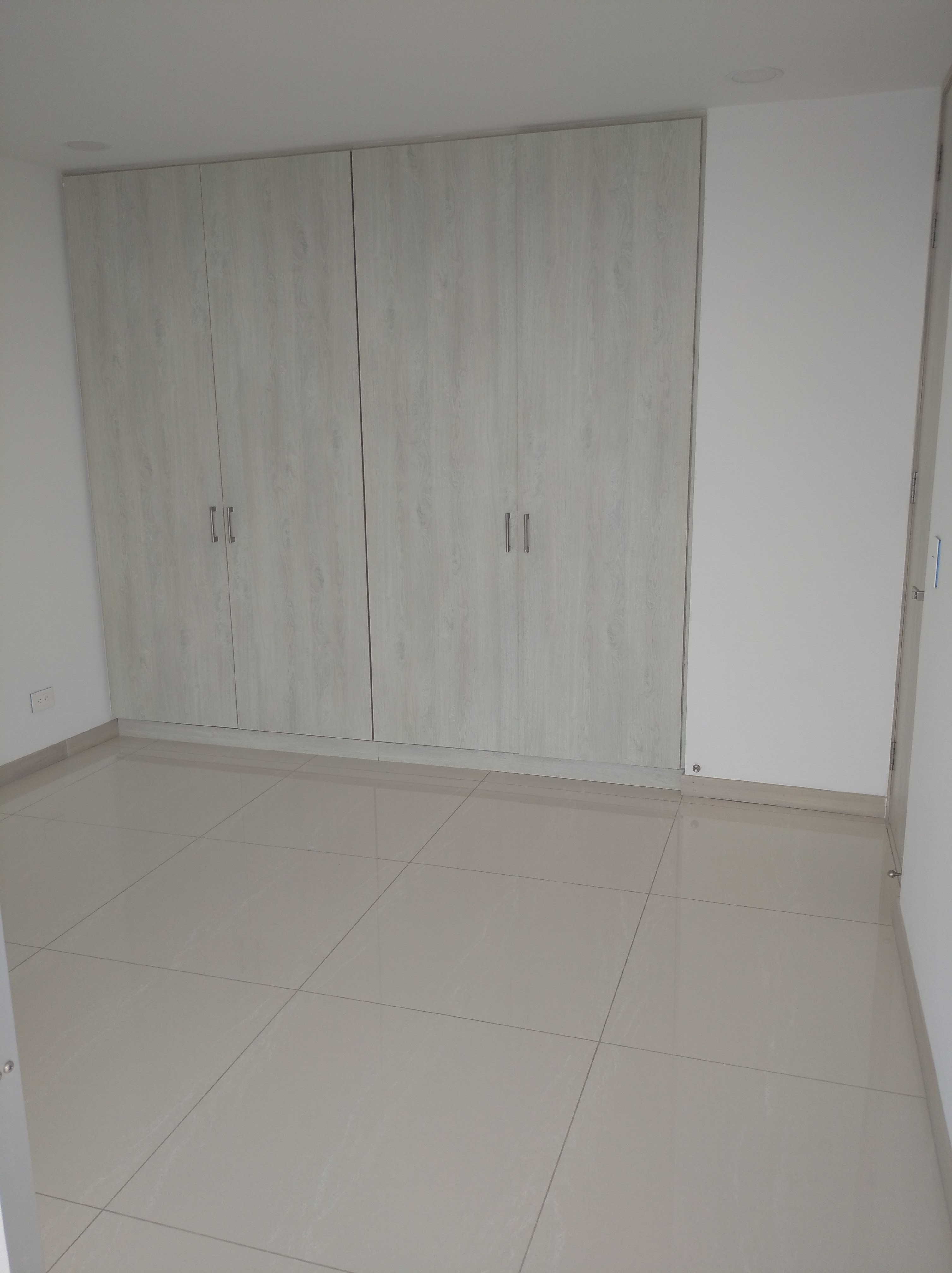 Apartamento en venta en Crespo, Cartagena · foto 4 de 13
