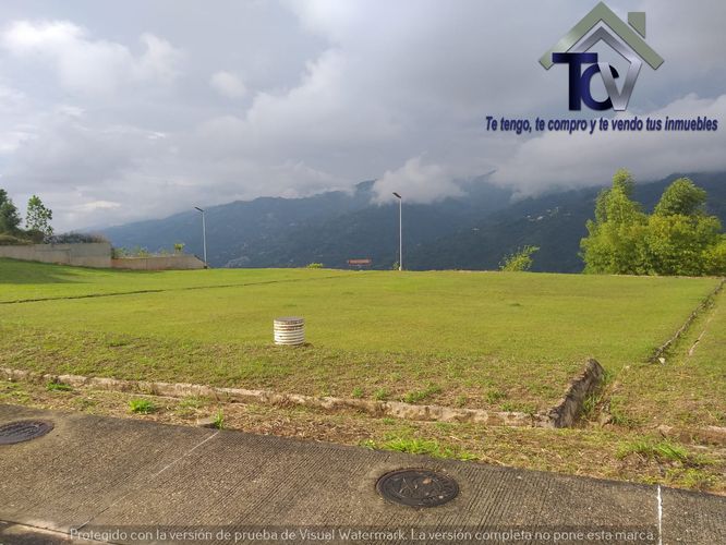 Lote en venta en Ruitoque Alto, Floridablanca, 1087 m² · foto 2 de 4