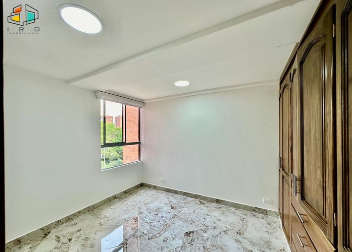 Apartamento de 3 alcobas en venta en Fabricato, Bello, 74 m² · foto 10 de 24