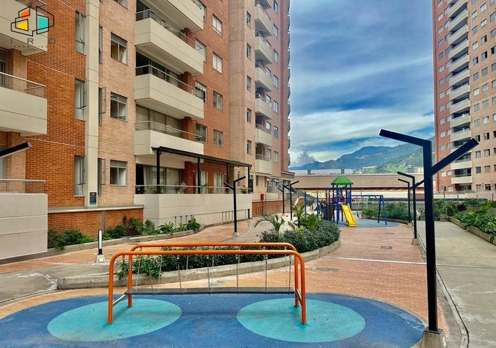Apartamento de 3 alcobas en venta en Fabricato, Bello, 74 m² · foto 23 de 24